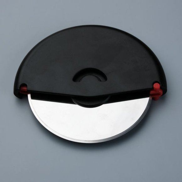 Pizza Slicer with Protective Blade Guard and Ergonomic Handle - Picture 6 of 11